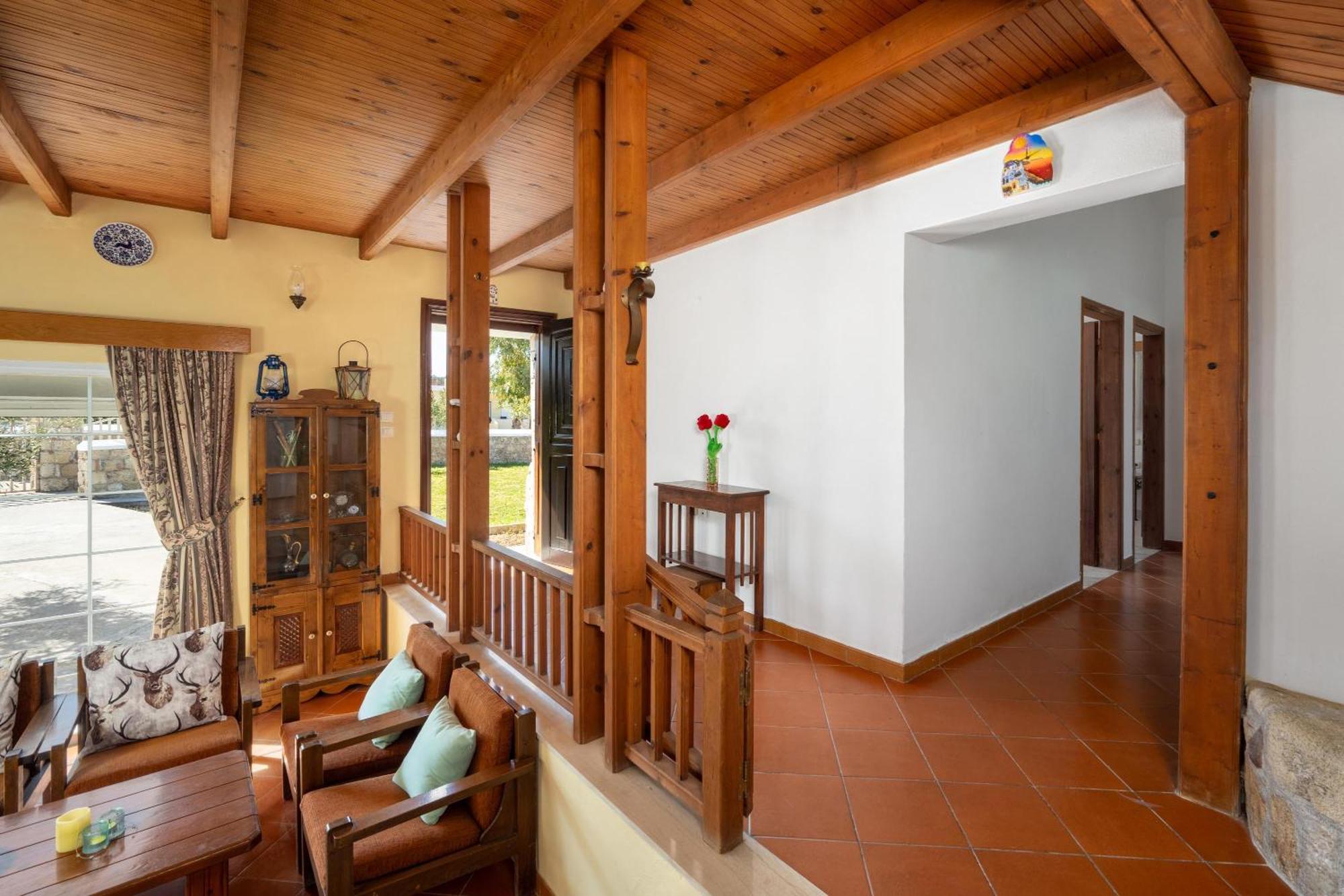 Villa Yannis Place
