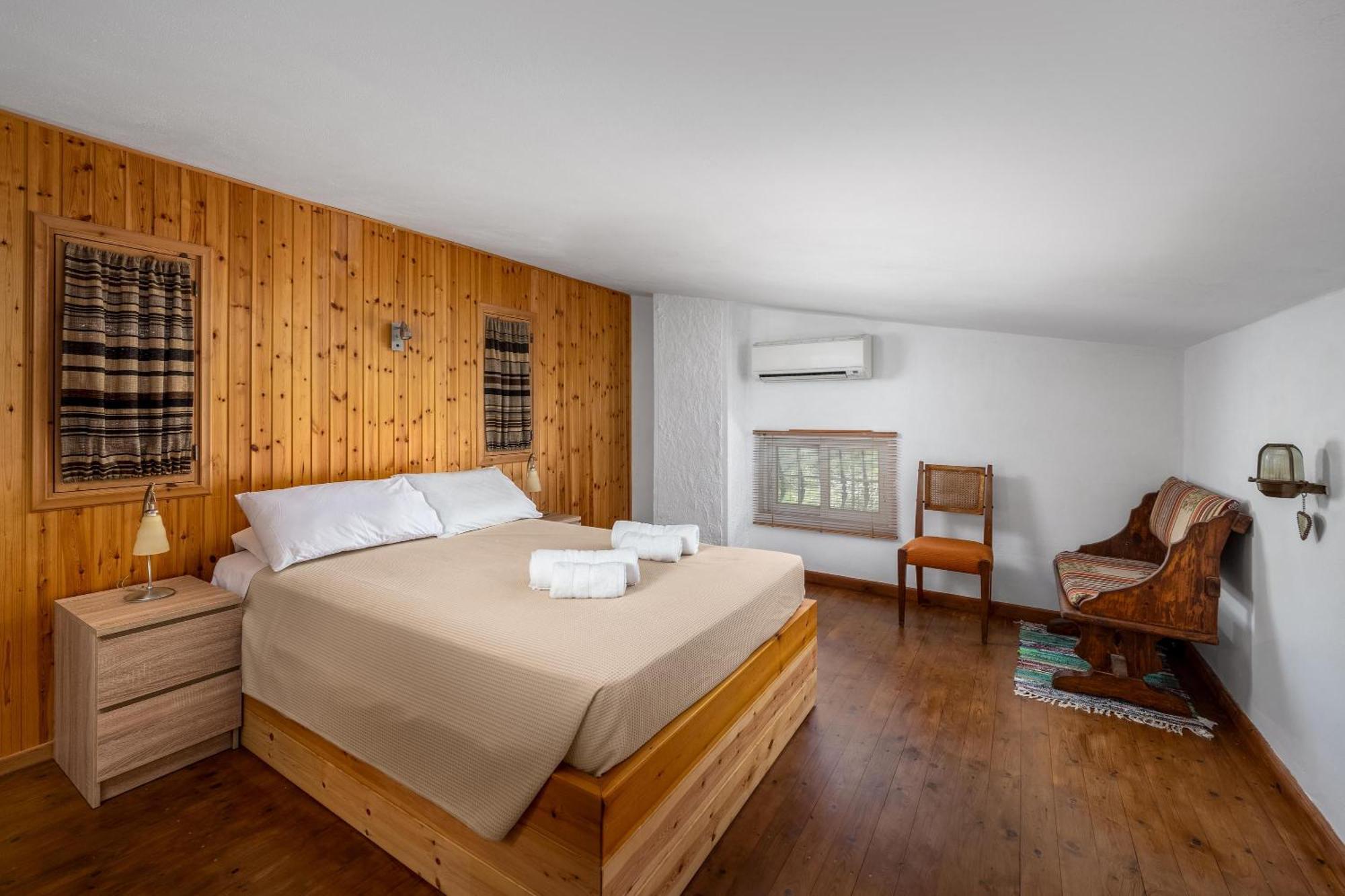 Villa Yannis Place *